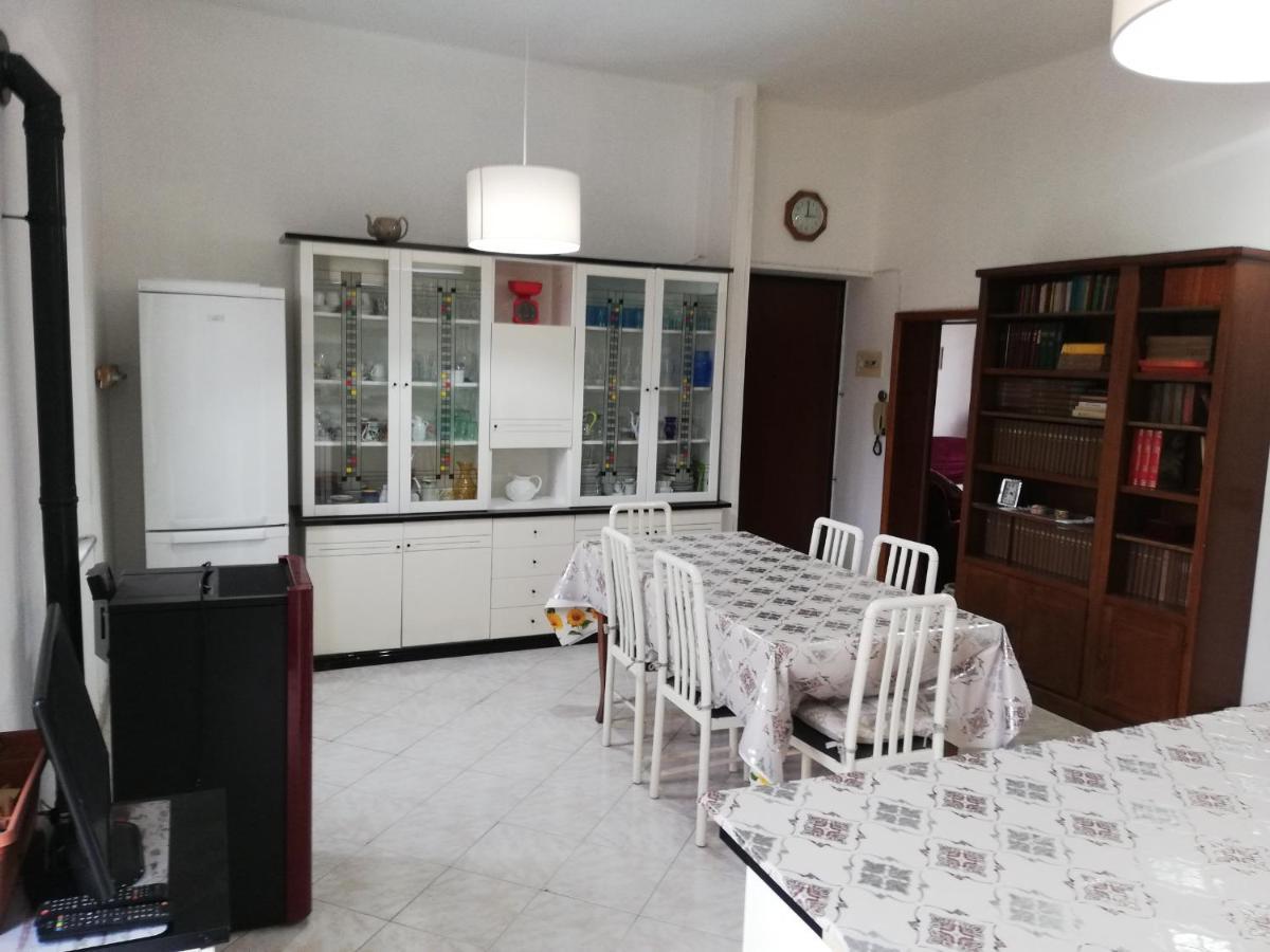 Casa Maria Castel Del Piano Appartamento Vista Montagna In Zona Centrale エクステリア 写真